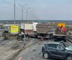 massovaya avariya v mo 1 e1728325957244 В сети появились видео кошмарной аварии с 10 машинами и тремя погибшими в Подмосковье и ее последствий