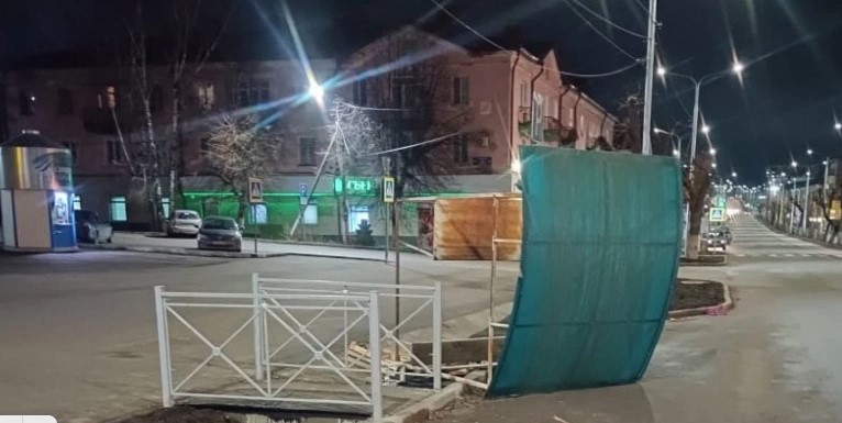 screenshot 50 В Рузаевке ветер повалил остановки