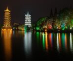 sun and moon pagodas guilin november 2017 hdr В Китае внедряют страхование на случай смерти на работе по причине высокой интенсивности труда