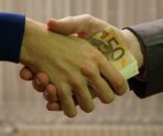 Дело экс-мэра Артемовского будет заново рассмотрено судом 5 Дело экс-мэра Артемовского будет заново рассмотрено судом Фото: commons.wikimedia.org/Kiwiev/Creative Commons Zero, Public Domain Dedication