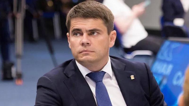 photo 2024 12 09 18 01 25 Стало известно, кто заменит Александра Хинштейна в его роли в Госдуме