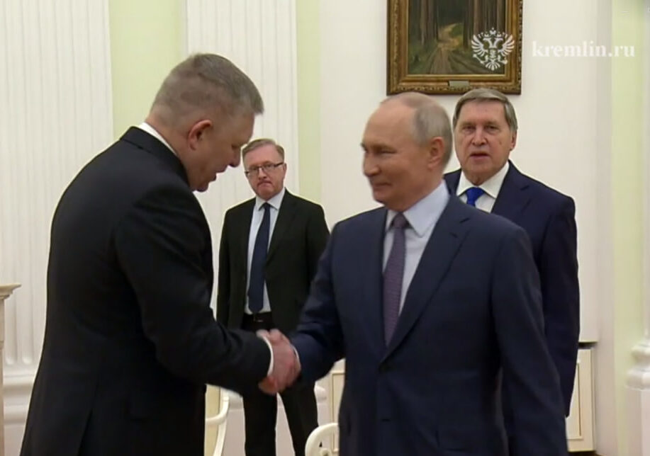putin i fitso foto e1734910995139 Роберт Фицо решил саботировать процесс евроинтеграции Украины