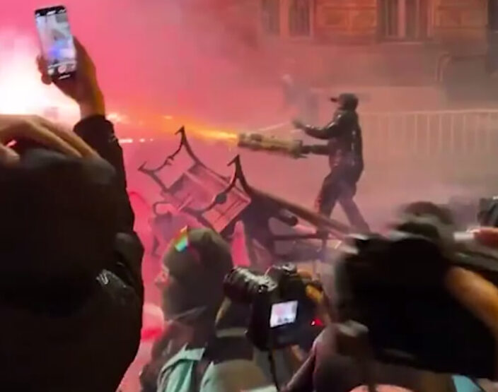 rasstrelyali politsiyu v gruzii foto e1733019826242 Стал известен ошеломляющий итог акций протестов и столкновений с полицией в Грузии  