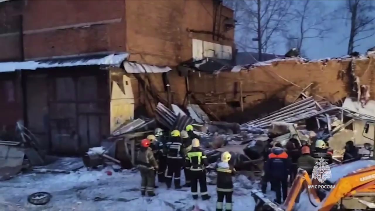 vzryv na sklade v podmoskove foto Стали известны новые подробности трагедии в Подмосковье, где взорвался склад: число погибших выросло