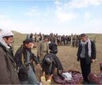 Фото: commons.wikimedia.org/Afghan Local Police distribute humanitarian aid in Sar-e Pul DVIDS510266.jpg/Public domain/