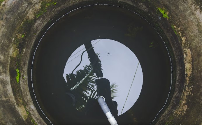 screenshot 187 В Рузаевке начали чистить забитый коллектор на Старом Базаре