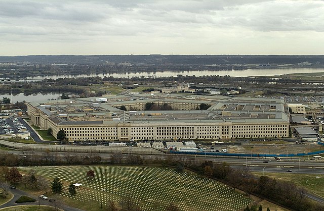 Фото: commons.wikimedia.org/U.S. Navy photo by Chief Photographer's Mate Johnny Bivera/Public domain