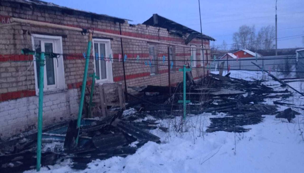 trekhkvartirnyy dom zagorelsya nochyu v lipkakh В Липках чуть не сгорел трехквартирный дом