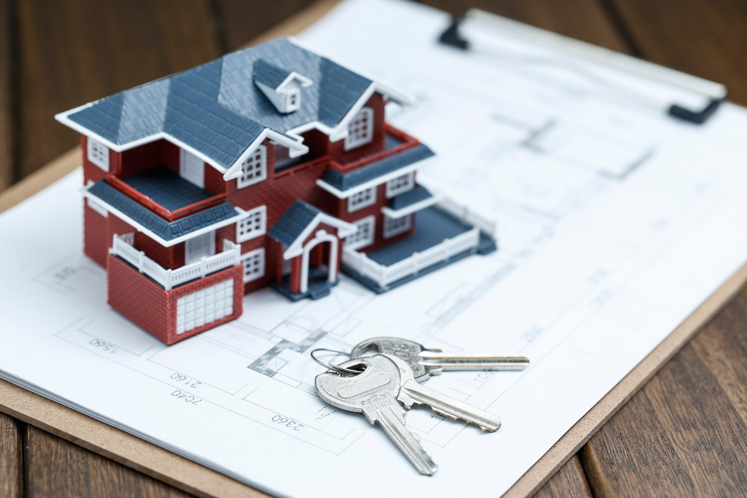 villa house model key drawing retro desktop real estate sale concept scaled В Мордовии хотят выдавать жилье за рождение ребенка