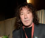 pevets vladimir kuzmin «Покойся с миром, брат»: певец Владимир Кузьмин рассказал о трагедии в семье