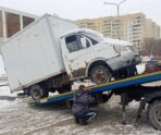 rzhavuyu gazel otpravili na spetsstoyanku v saranske Проржавевшую «ГАЗель» увезли с улицы на спецстоянку в Саранске