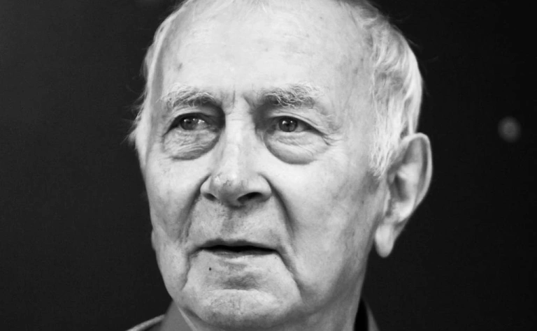 veteran zenita vadim hrapovitskiy В Петербурге на 90-м году жизни скончался легендарный игрок «Зенита» Вадим Храповицкий