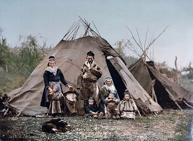 saami family 1900 jpg Республиканский форум замещающих родителей прошел в Саранске