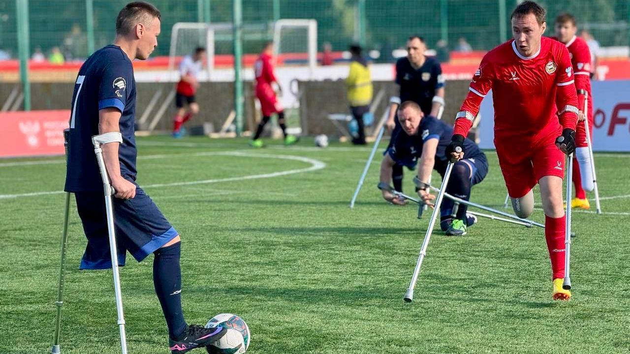 Ветераны СВО из Мордовии всухую обыграли футболистов Красноярского края 4 Ветераны СВО из Мордовии всухую обыграли футболистов Красноярского края Фото: "Защитники Отечества" по Республике Мордовия