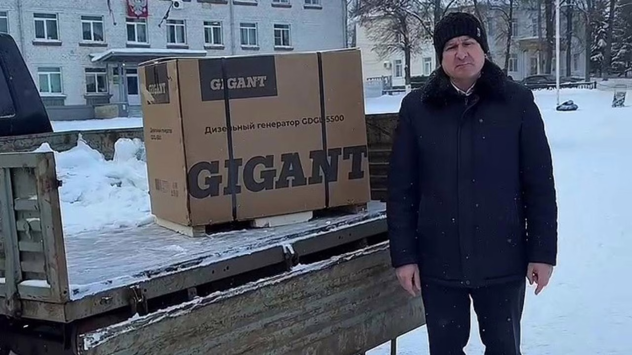 ptitsefabrika atemarskaya peredala dizelnyy generator v zonu svo jpg Птицефабрика из Мордовии передала дизельгенератор в зону СВО