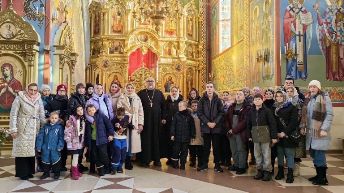Фото: храм Казанской иконы Божьей Матери