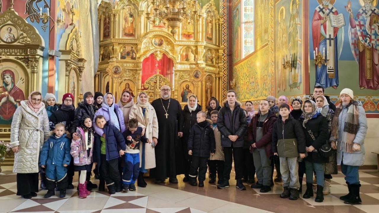 Фото: храм Казанской иконы Божьей Матери