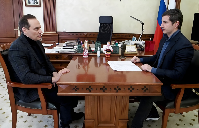 Артем Здунов признал непростой ситуацию с уборкой дорог в республике