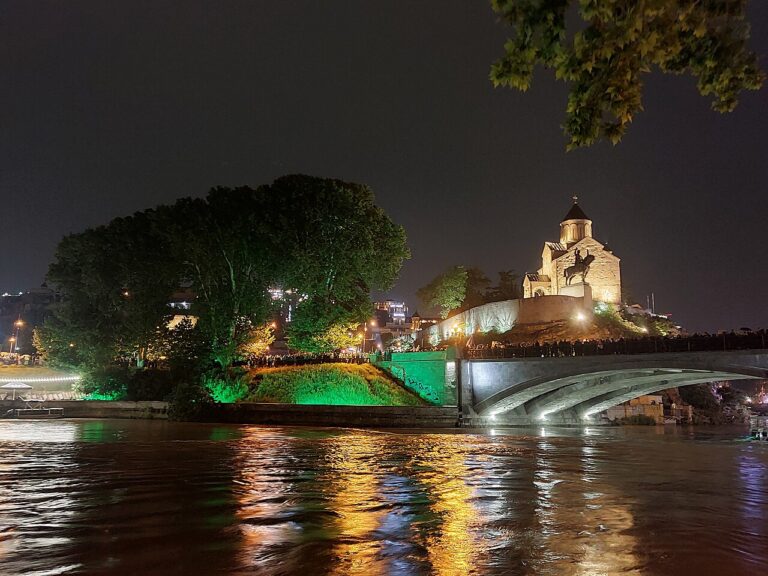 georgian pro democracy protests in tbilisi. 2024 17 В Мордовии бывший чиновник попал в реестр иностранных агентов