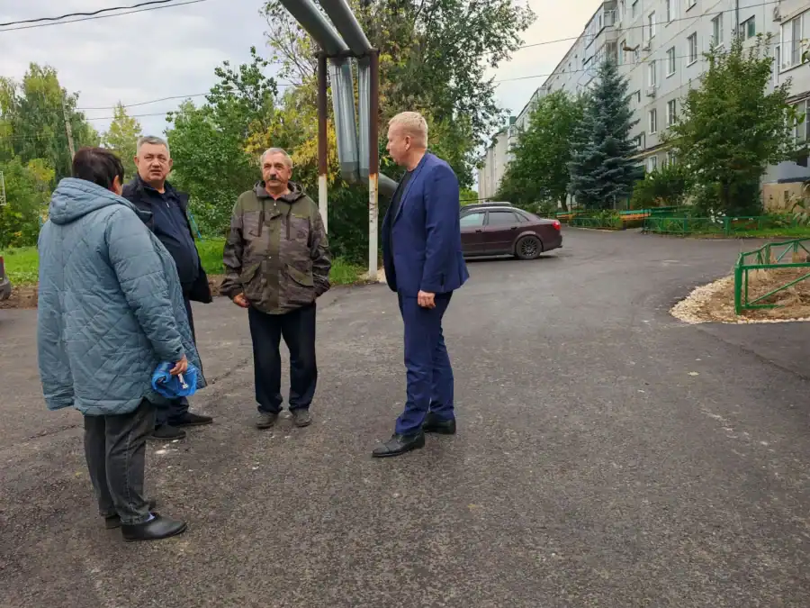 В Рузаевке расширили парковки и открыли сквозной проезд к домам