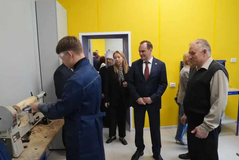 Вместо аварийной «заброшки» в Ардатове открыли Молодежный центр
